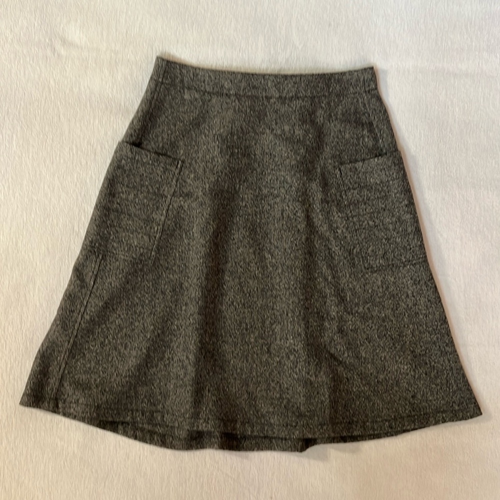 Stewart-Brown wool skirt size xs